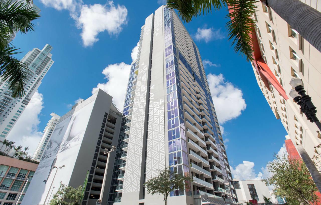 The Guild Downtown Miami Aparthotel Exteriör bild